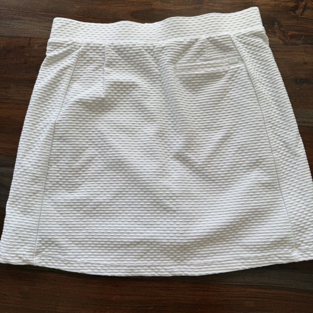 Elevation 18" Textured Skort by Tail Activewear. - Picture 5 of 7